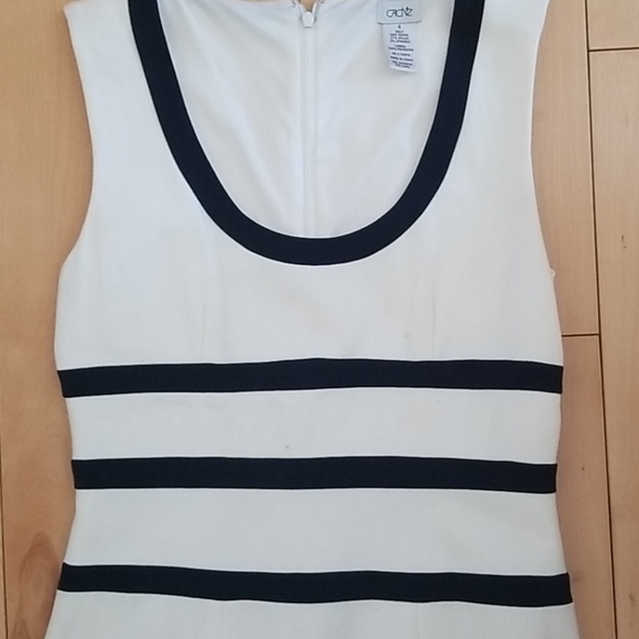 Cache - Picture 2 of 3